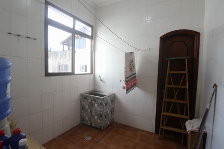 Apartamento para alugar com 380m², 3 quartos e 2 vagas Apartamento para alugar com 380m², 3 quartos e 2 vagasÁrea de Serviço