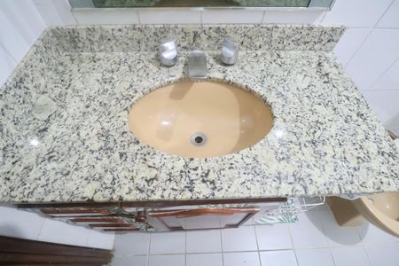 Apartamento para alugar com 380m², 3 quartos e 2 vagas Apartamento para alugar com 380m², 3 quartos e 2 vagasBanheiro Social