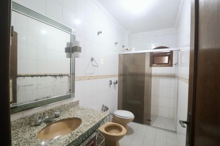 Apartamento para alugar com 380m², 3 quartos e 2 vagas Apartamento para alugar com 380m², 3 quartos e 2 vagasBanheiro Social