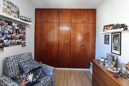 Apartamento à venda com 100m², 3 quartos e 2 vagas Apartamento à venda com 100m², 3 quartos e 2 vagasQuarto