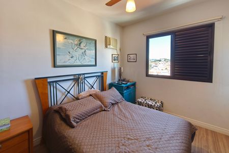 Apartamento à venda com 100m², 3 quartos e 2 vagas Apartamento à venda com 100m², 3 quartos e 2 vagasSuíte
