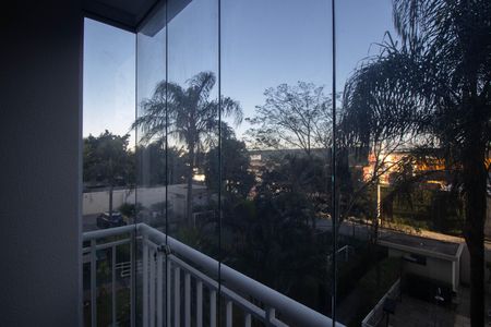 Apartamento para alugar com 62m², 3 quartos e 1 vaga Apartamento para alugar com 62m², 3 quartos e 1 vagaVaranda