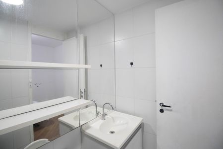 Apartamento para alugar com 62m², 3 quartos e 1 vaga Apartamento para alugar com 62m², 3 quartos e 1 vagaBanheiro da Suíte