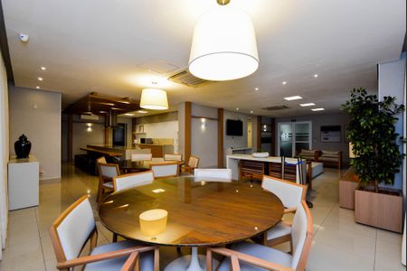 Apartamento para alugar com 82m², 3 quartos e 2 vagas Apartamento para alugar com 82m², 3 quartos e 2 vagasÁrea comum - Salão de festas