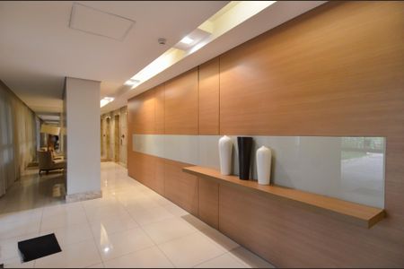 Apartamento para alugar com 82m², 3 quartos e 2 vagas Apartamento para alugar com 82m², 3 quartos e 2 vagasHall Social