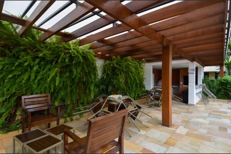 Apartamento para alugar com 82m², 3 quartos e 2 vagas Apartamento para alugar com 82m², 3 quartos e 2 vagasÁrea comum - Churrasqueira