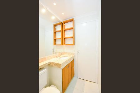 Apartamento para alugar com 82m², 3 quartos e 2 vagasBanheiro Social