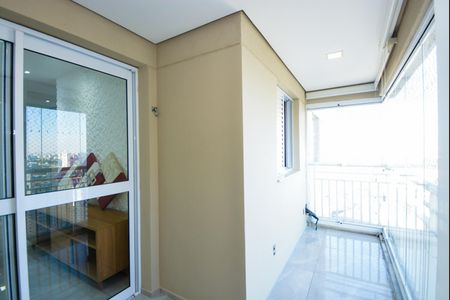 Varanda da Sala de apartamento para alugar com 3 quartos, 82m² em Gopouva, Guarulhos