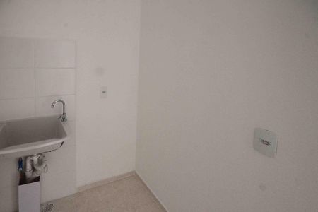 Apartamento à venda com 32m², 2 quartos e sem vaga Apartamento à venda com 32m², 2 quartos e sem vagaÁrea de Serviço