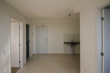 Apartamento à venda com 32m², 2 quartos e sem vaga Apartamento à venda com 32m², 2 quartos e sem vagaSala