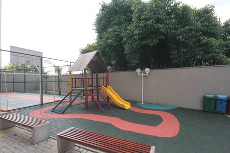 Apartamento à venda com 32m², 2 quartos e sem vaga Apartamento à venda com 32m², 2 quartos e sem vagaÁrea comum - Playground