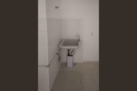 Apartamento à venda com 32m², 2 quartos e sem vaga Apartamento à venda com 32m², 2 quartos e sem vagaÁrea de Serviço