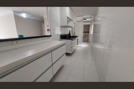 Apartamento à venda com 78m², 2 quartos e 1 vagaFoto 04