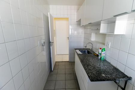 Cozinha - Armários de apartamento para alugar com 2 quartos, 48m² em Fazenda Morumbi, São Paulo