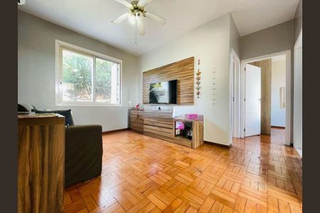 Sala de apartamento para alugar com 2 quartos, 69m² em São Sebastião, Porto Alegre