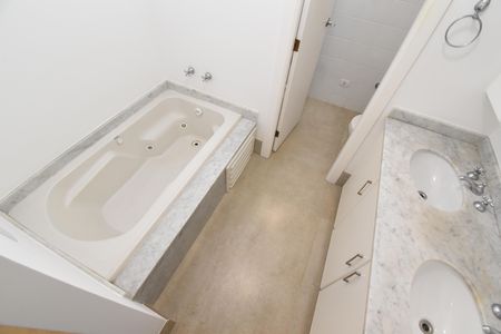 Apartamento à venda com 61m², 1 quarto e 1 vagaBanheiro da Suíte