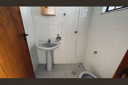 Banheiro  de casa de condomínio à venda com 3 quartos, 300m² em Jardim Santa Genebra II (Barao Geraldo), Campinas