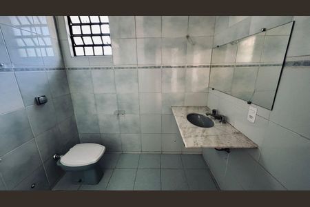 Banheiro da Suíte de casa de condomínio à venda com 3 quartos, 300m² em Jardim Santa Genebra II (Barao Geraldo), Campinas