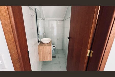 Casa de condomínio à venda com 300m², 3 quartos e 2 vagas Casa de condomínio à venda com 300m², 3 quartos e 2 vagasBanheiro