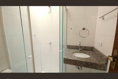 Casa para alugar com 140m², 2 quartos e 1 vaga Casa para alugar com 140m², 2 quartos e 1 vagaBanheiro