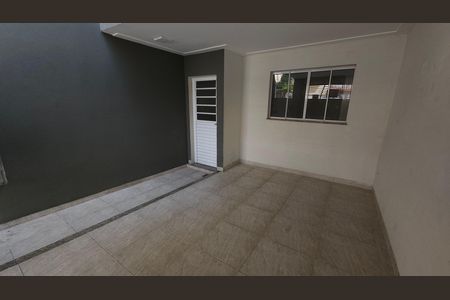 Casa para alugar com 140m², 2 quartos e 1 vaga Casa para alugar com 140m², 2 quartos e 1 vagaGaragem