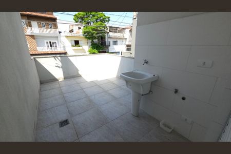 Casa para alugar com 140m², 2 quartos e 1 vaga Casa para alugar com 140m², 2 quartos e 1 vagaVaranda e área de serviço
