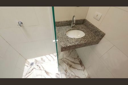 Casa para alugar com 140m², 2 quartos e 1 vaga Casa para alugar com 140m², 2 quartos e 1 vagaBanheiro