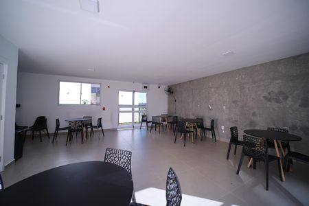 Apartamento para alugar com 33m², 2 quartos e sem vagaÁrea comum - Salão de festas