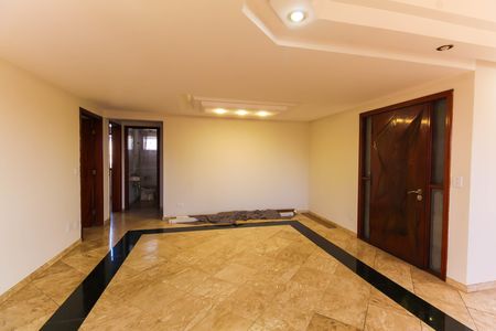 Apartamento para alugar com 160m², 3 quartos e 2 vagas Apartamento para alugar com 160m², 3 quartos e 2 vagasSala