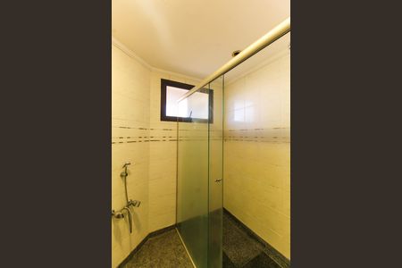 Apartamento para alugar com 160m², 3 quartos e 2 vagas Apartamento para alugar com 160m², 3 quartos e 2 vagasBanheiro da Suíte 1