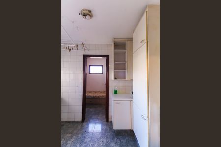 Apartamento para alugar com 160m², 3 quartos e 2 vagas Apartamento para alugar com 160m², 3 quartos e 2 vagasÁrea de Serviço
