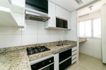 Apartamento para alugar com 60m², 2 quartos e 2 vagas Apartamento para alugar com 60m², 2 quartos e 2 vagasCozinha