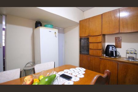 Cozinha de casa à venda com 2 quartos, 65m² em Vila Industrial, São Paulo