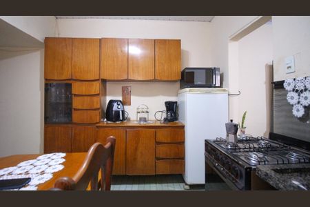 Casa para alugar com 65m², 2 quartos e sem vaga Casa para alugar com 65m², 2 quartos e sem vagaCozinha