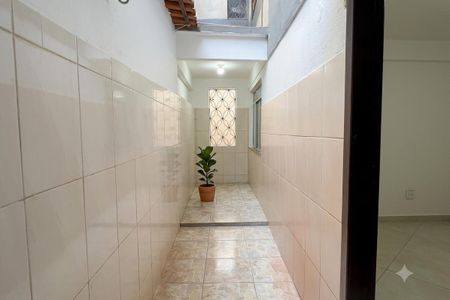 Casa para alugar com 40m², 1 quarto e sem vaga Casa para alugar com 40m², 1 quarto e sem vagaArea