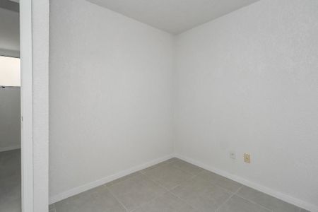 Quarto de apartamento à venda com 1 quarto, 40m² em Sarandi, Porto Alegre