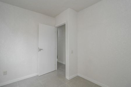 Quarto de apartamento à venda com 1 quarto, 40m² em Sarandi, Porto Alegre