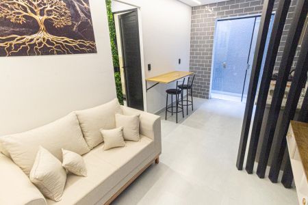 Sala/Cozinha de apartamento para alugar com 1 quarto, 32m² em Água Rasa, São Paulo