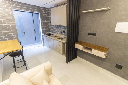 Sala/Cozinha de apartamento para alugar com 1 quarto, 32m² em Água Rasa, São Paulo