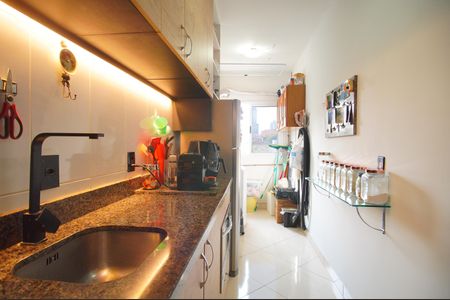 Apartamento à venda com 62m², 2 quartos e 1 vagaCozinha