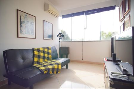 Apartamento à venda com 62m², 2 quartos e 1 vagaSala