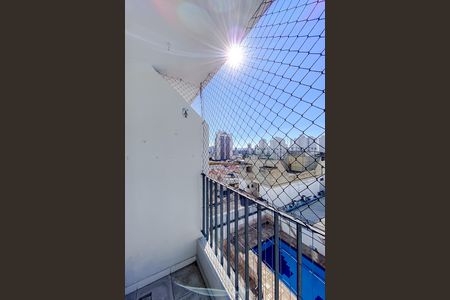 Apartamento à venda com 56m², 2 quartos e 1 vaga Apartamento à venda com 56m², 2 quartos e 1 vagaVaranda