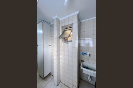 Apartamento à venda com 56m², 2 quartos e 1 vaga Apartamento à venda com 56m², 2 quartos e 1 vagaÁrea de Serviço