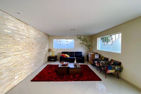 Apartamento à venda com 56m², 2 quartos e 1 vaga Apartamento à venda com 56m², 2 quartos e 1 vagaHall social