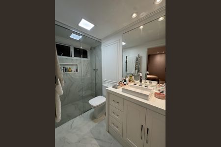 Apartamento à venda com 115m², 3 quartos e 2 vagas Apartamento à venda com 115m², 3 quartos e 2 vagasBanheiro