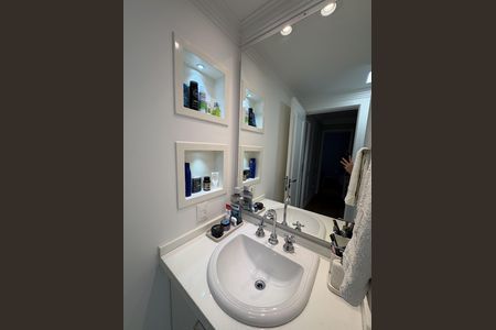 Apartamento à venda com 115m², 3 quartos e 2 vagas Apartamento à venda com 115m², 3 quartos e 2 vagasBanheiro