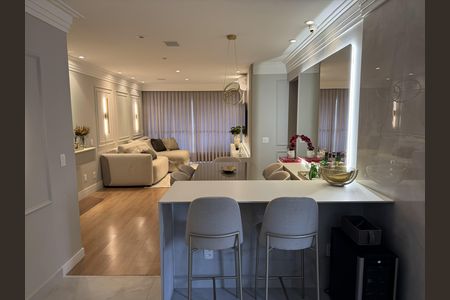 Apartamento à venda com 115m², 3 quartos e 2 vagas Apartamento à venda com 115m², 3 quartos e 2 vagasSala de Jantar