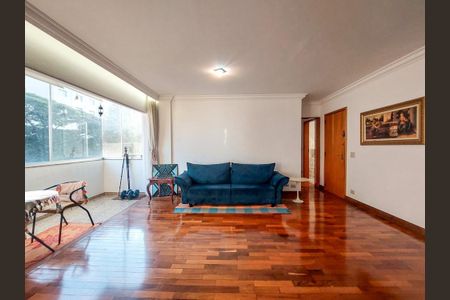 Apartamento para alugar com 124m², 3 quartos e 1 vaga Apartamento para alugar com 124m², 3 quartos e 1 vagaSala