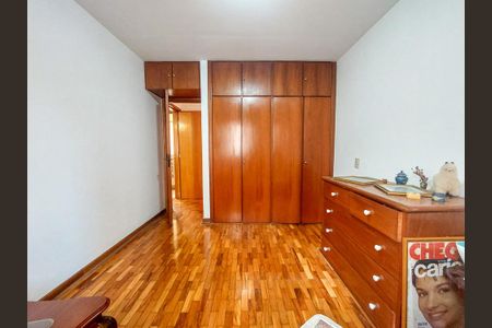 Apartamento para alugar com 124m², 3 quartos e 1 vaga Apartamento para alugar com 124m², 3 quartos e 1 vagaQuarto 1