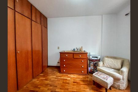 Apartamento para alugar com 124m², 3 quartos e 1 vaga Apartamento para alugar com 124m², 3 quartos e 1 vagaQuarto 1